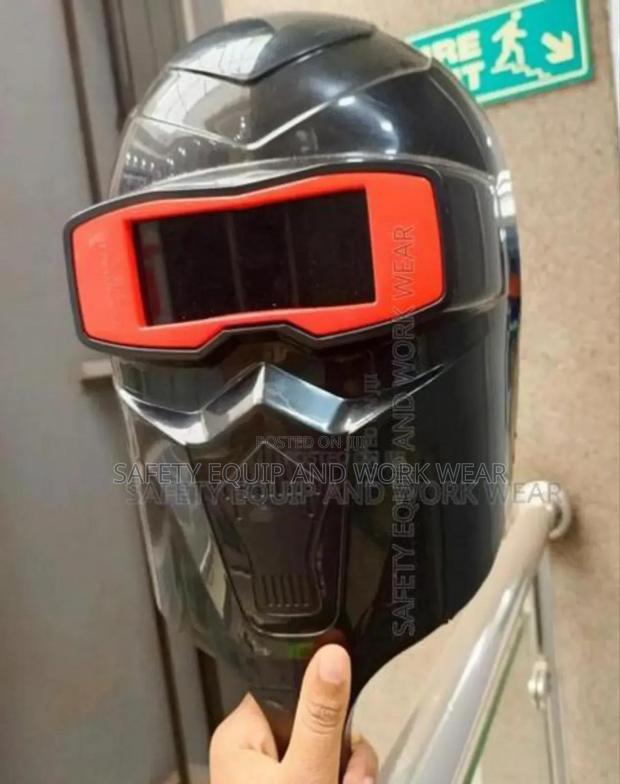 Welding Shield With An Easy Grip.