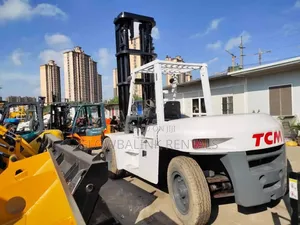 7-Ton Forklift for Hire – Heavy Lifting Made Easy! 