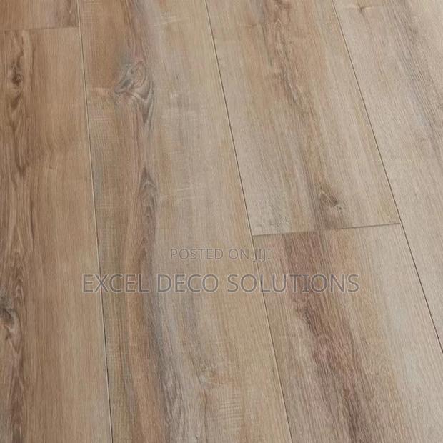 Scandinavian Light Oak Tiles Flooring