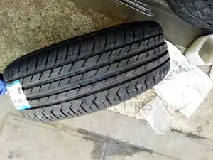 205/60 R16 Triangle Tyre