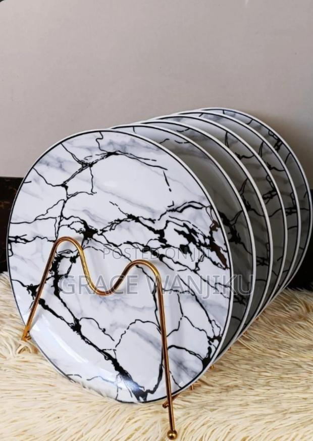 *Set of 6 Marble Plates  - main view