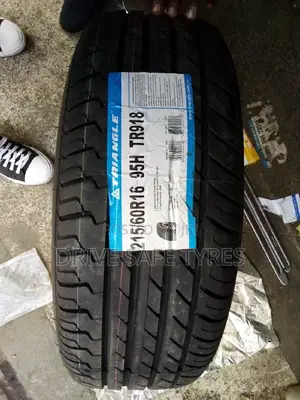 215/60 R16 Triangle Tyre