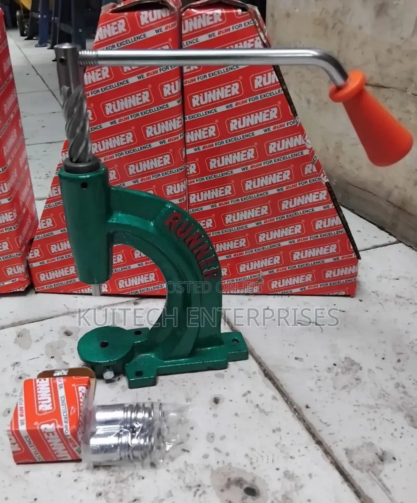 Button Press Machine/Runner Button Press