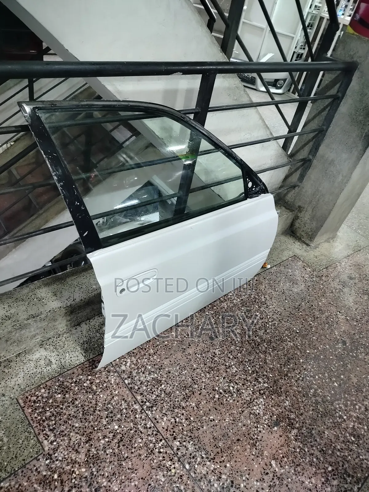 Premio Nyoka Front Door