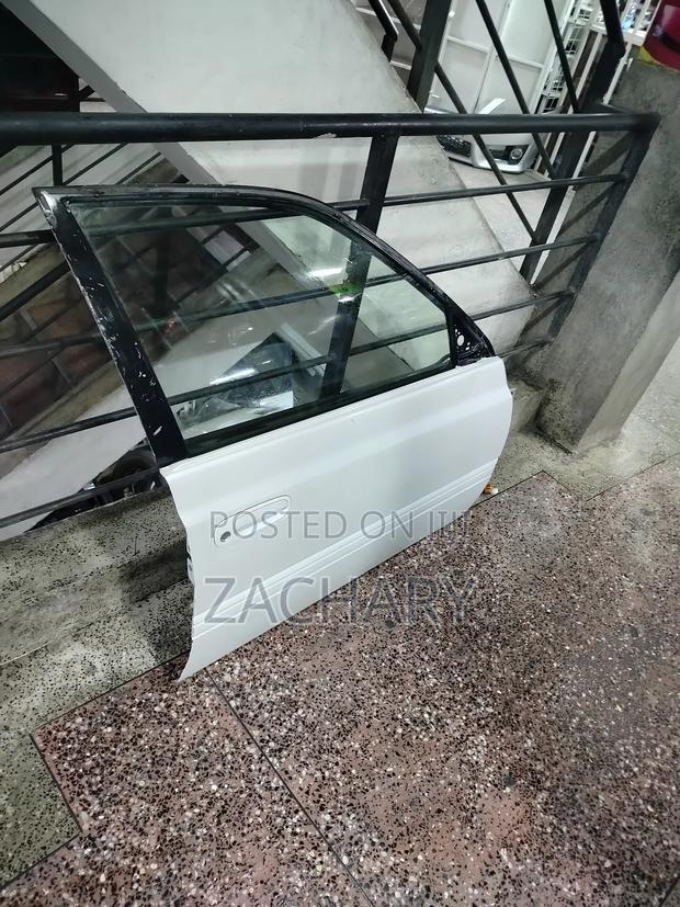 Premio Nyoka Front Door