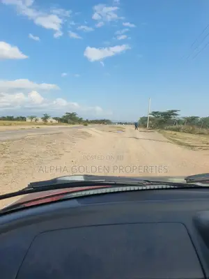 Nanyuki, Juakali 10 Acres