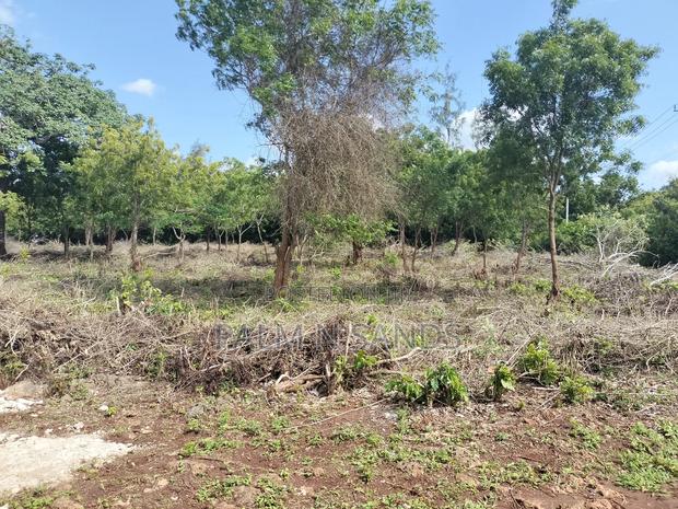 Half Acre Prime Land on Sale in Diani!! - thumbnail 2