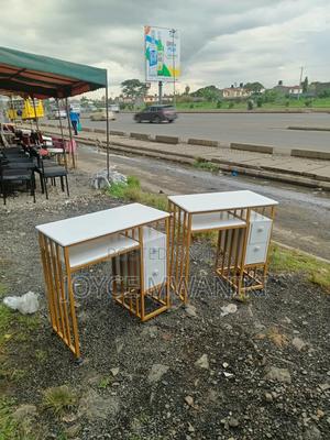 Nail Table With Marble Top and Drawers - thumbnail 2