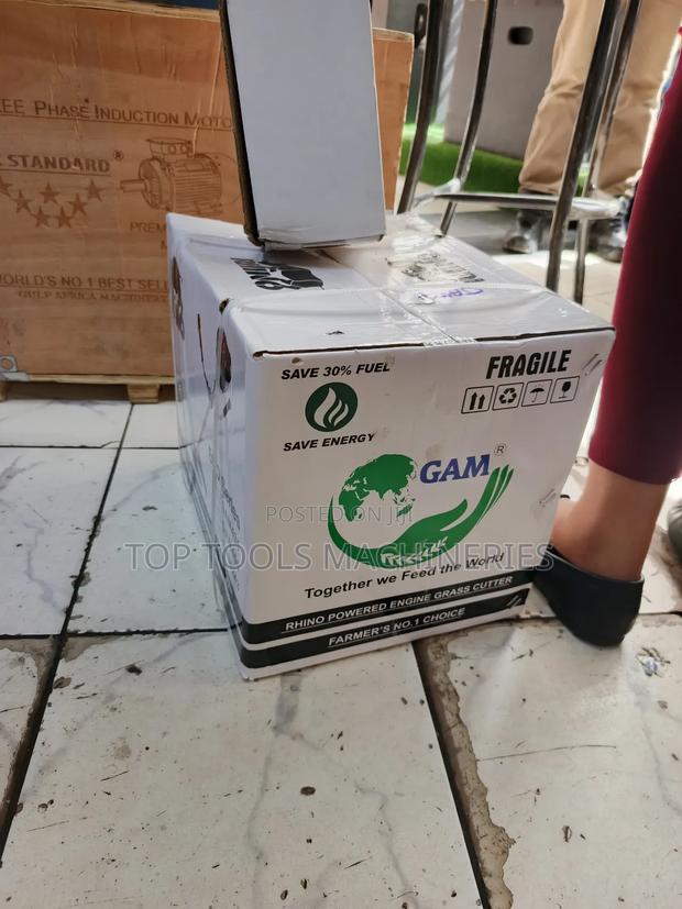 Rhino Brush Cutter 4 Stroke With 8 Blades - thumbnail 3