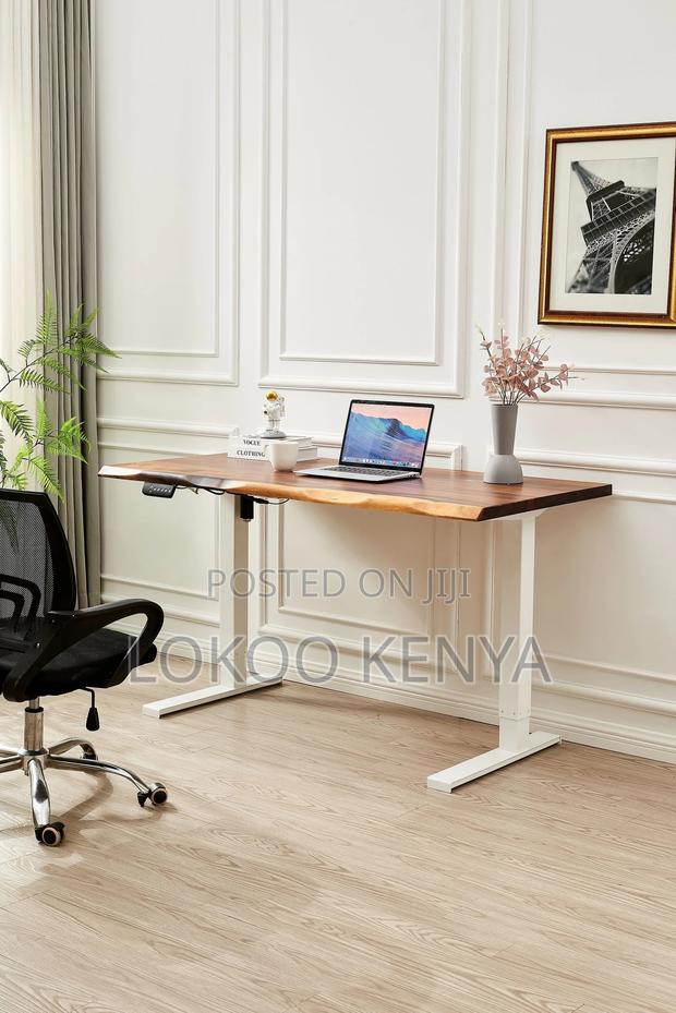 Office Desk: 1400mm Wooden Electric Office Desk