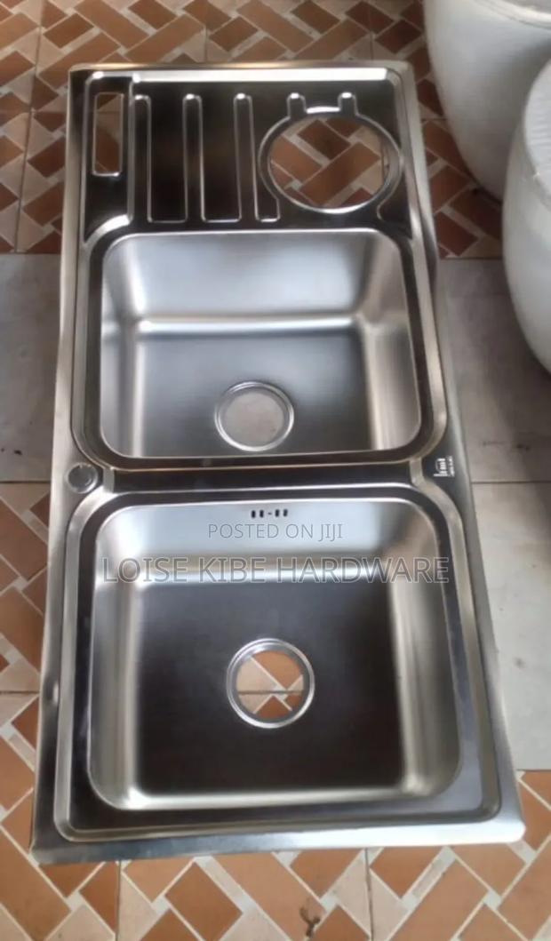 Modern Kitchen Sink Available - main view