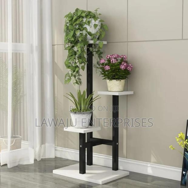 Flower Stand - main view