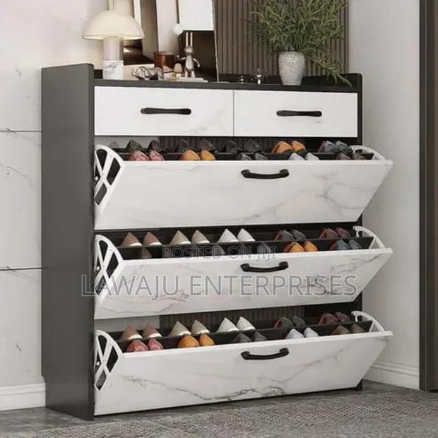Shoe Cabinet - main view