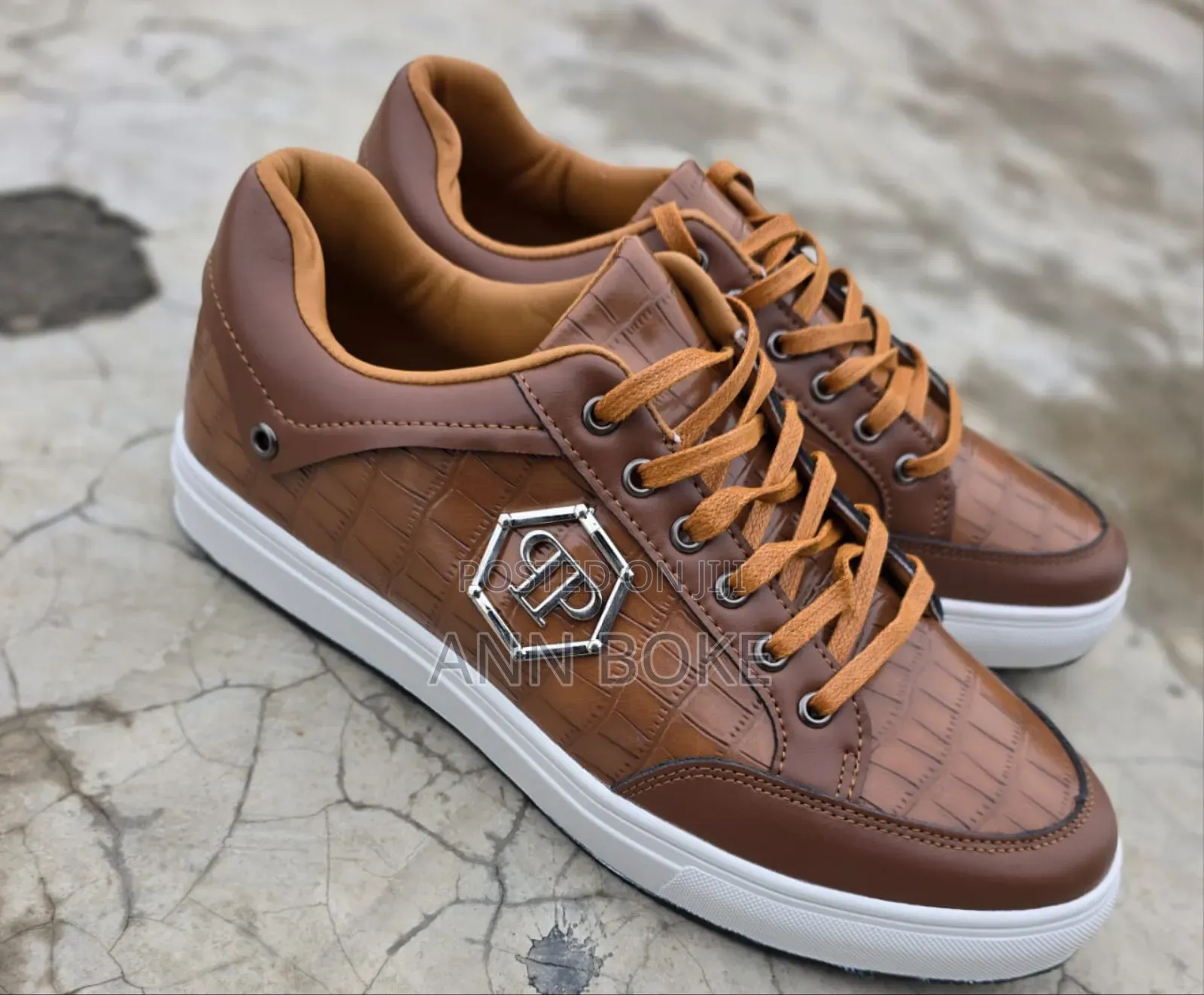 Lowcut Sizes 40-45 Available