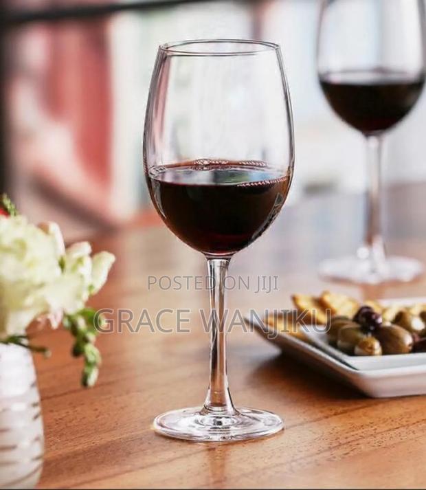 *Set of 6 Wine Glasses - main view