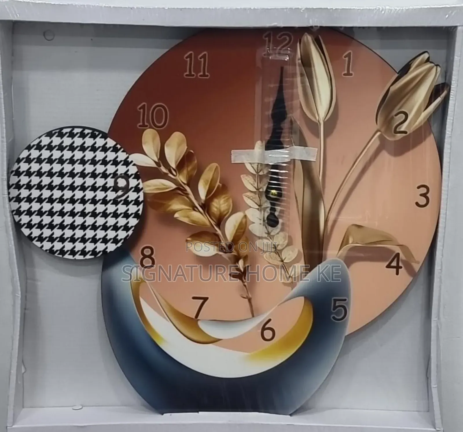 Elegant Wall Mounted Wall Clock