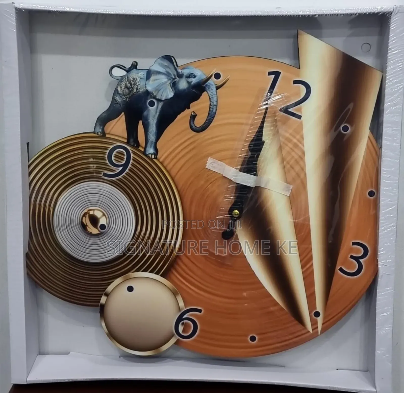 Elegant Wall Mounted Wall Clock