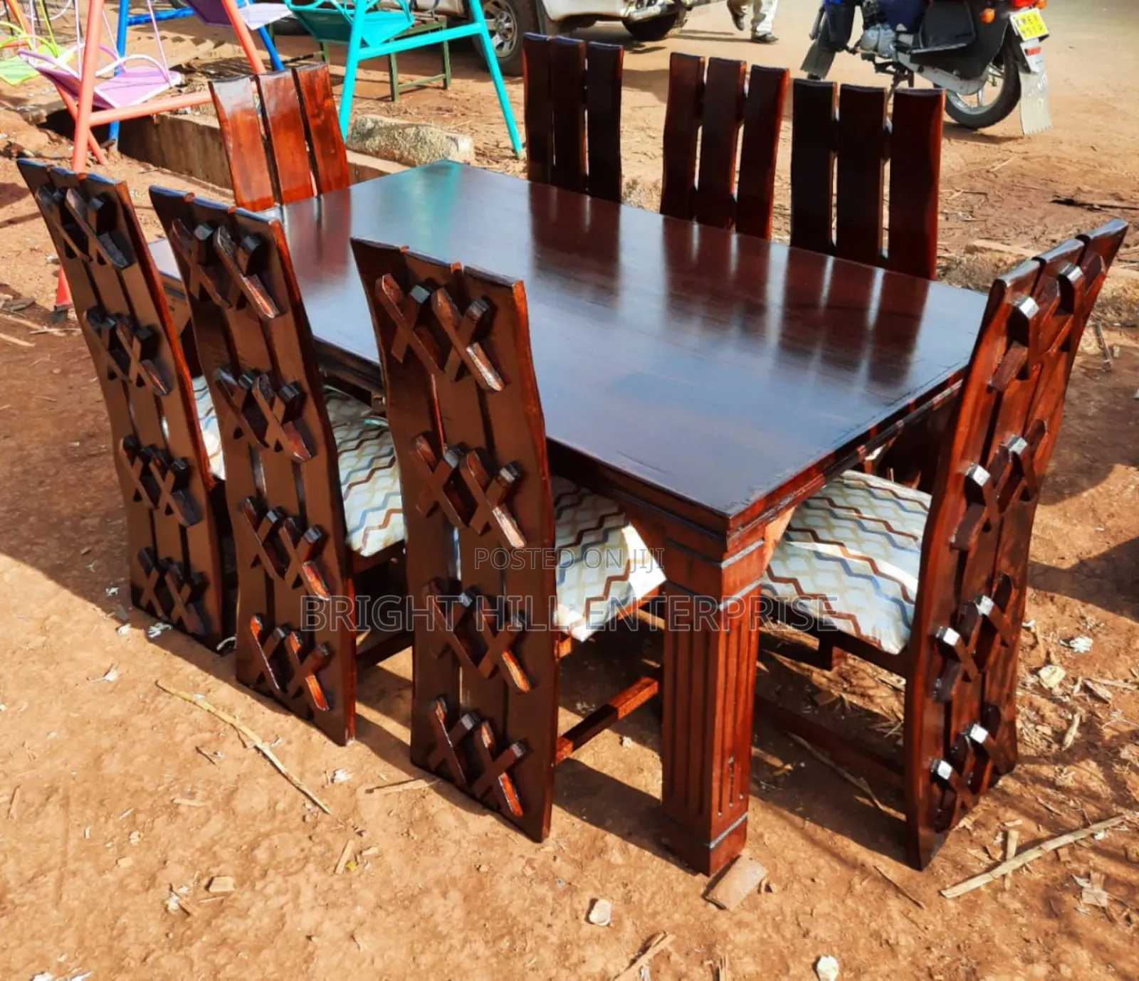 Jaw Dropping Elegant 8 Seater Dining