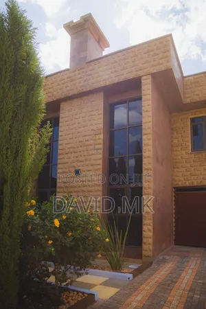 4bdrm Maisonette in Sukari for sale