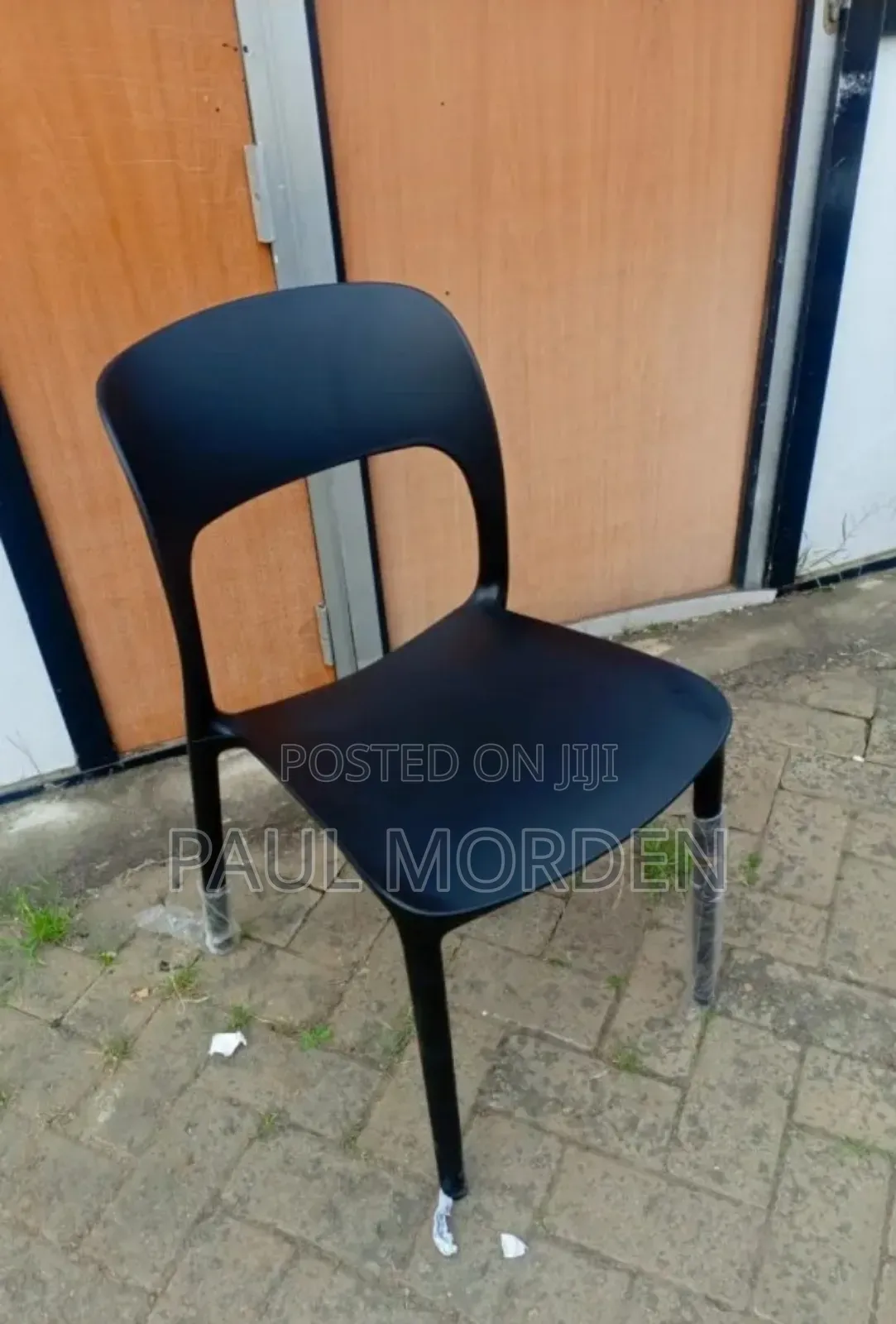 Black Plastic Seat Chair