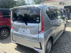 Daihatsu Move 2021 Silver