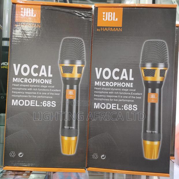 JBL Dynamic Wired Microphone With 10 Meters Mic Cable - thumbnail 3