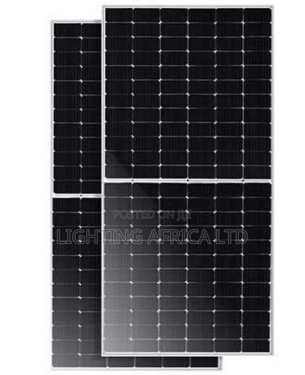 750 Watts Monocrystalline Half Cell Solar Panels - main view