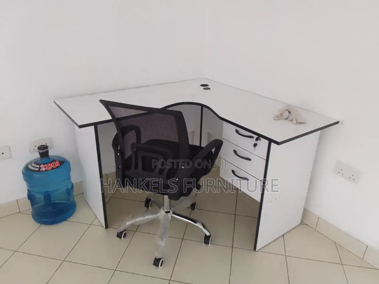 L-Shape White Black Table