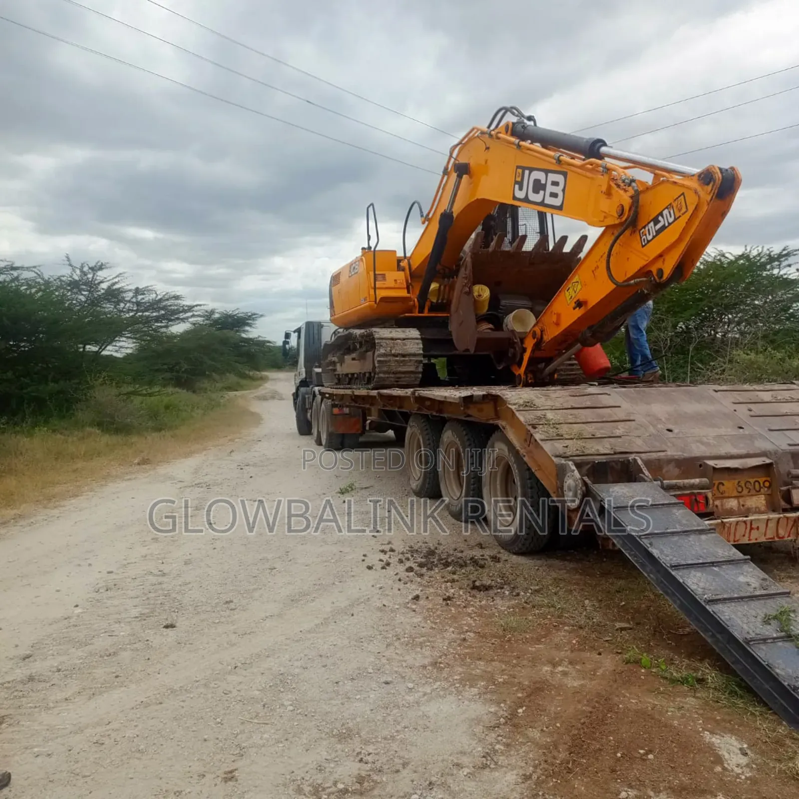 Low Loader Services – 3 to 8 Axles Available! 