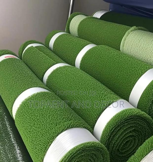 Rolled 50mm Thick Artificial Grass Carpet - main view