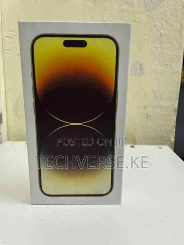 New Apple iPhone 14 Pro 256 GB Gold - main view