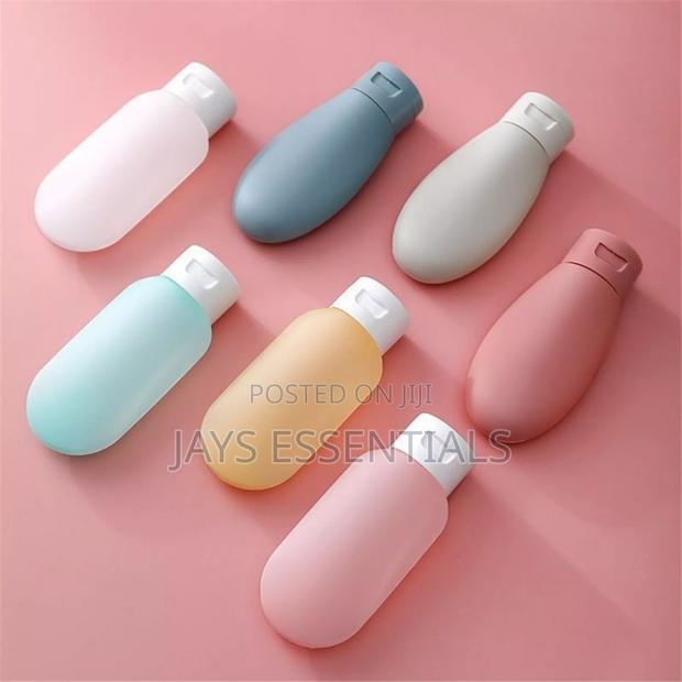 Portable and Convenient 3pcs Travel Cosmetic Bottles - thumbnail 2