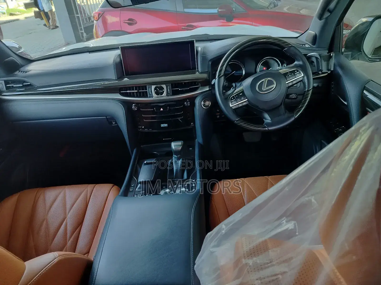 Lexus LX 2019 Off white