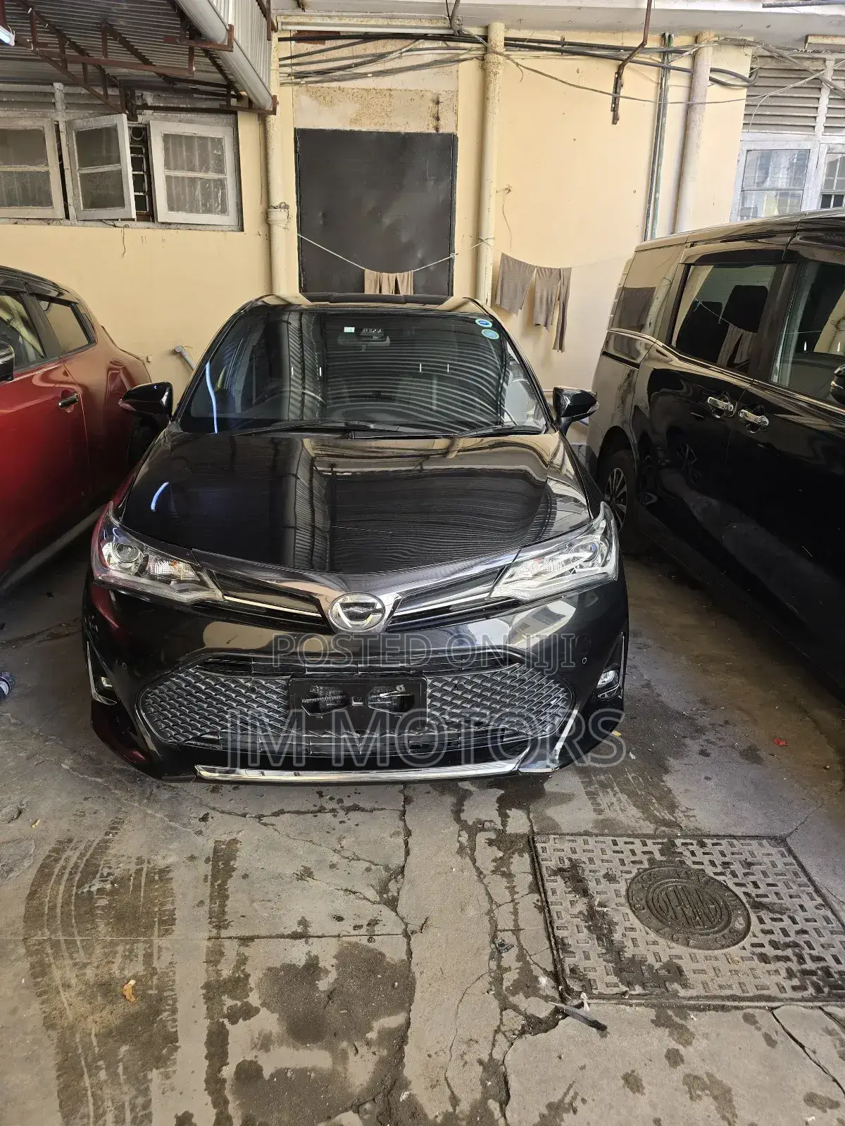 Toyota Corolla Fielder 2018 Matt Black