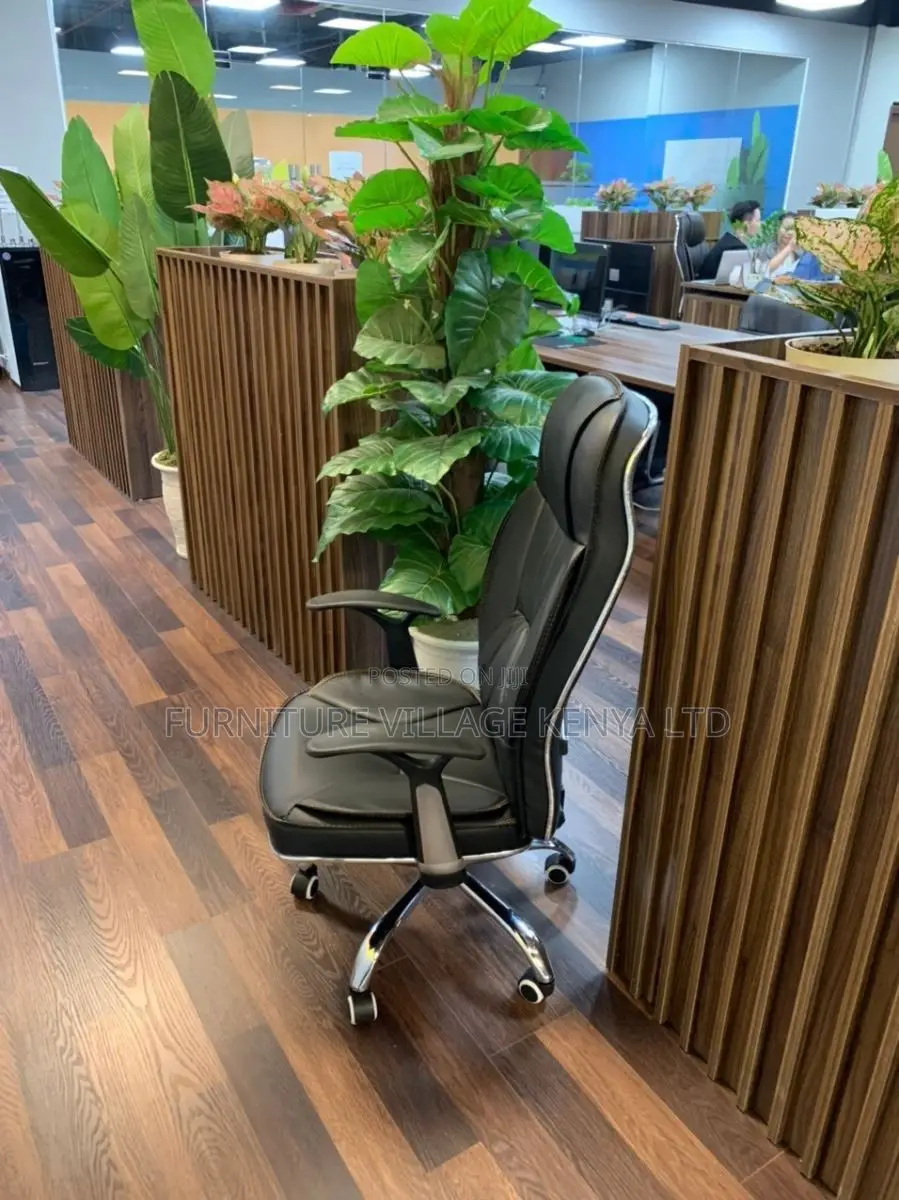 Office Chair: Generic Style Leather Office Seat With Armrest
