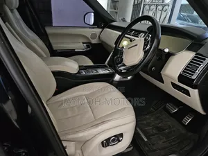 Land Rover Range Rover Vogue 2017 Black