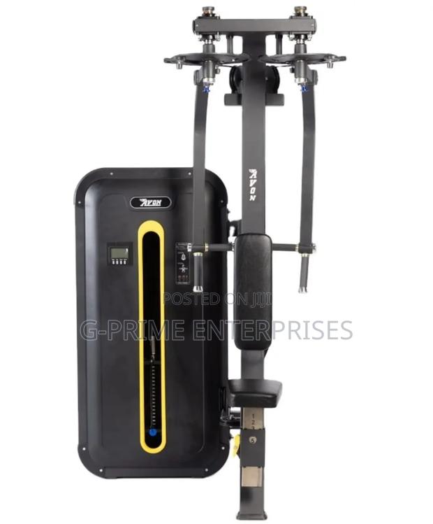 Pec Deck /Rear Delt Machine - thumbnail 3