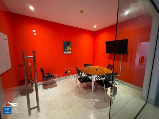 Furnished 15,000 Ft2 Office With Service Charge Included - thumbnail 11