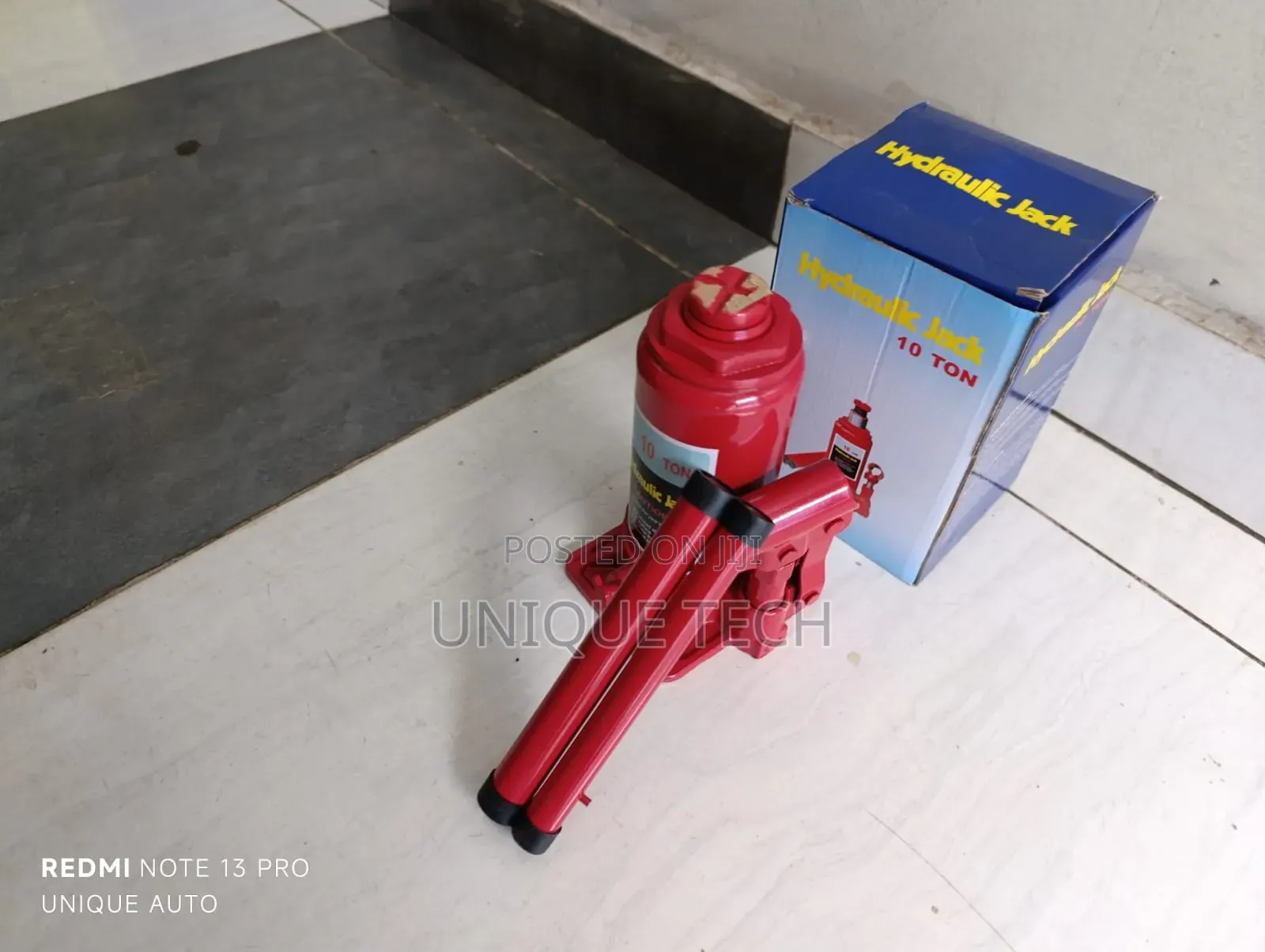 10 Ton Hydraulic Jack – Compact Bottle Jack / Lift Tool