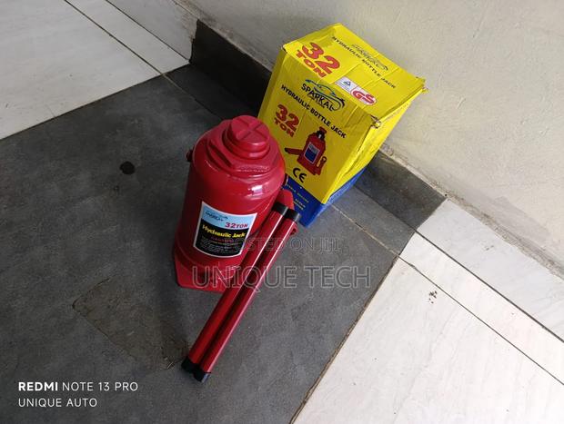 32 Ton Jack/ Powerful Hydraulic Bottle Lifter