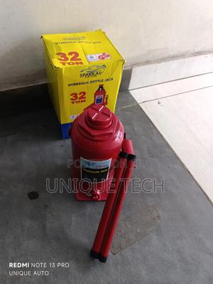 Hydraulic Bottle Jack 32 Ton/Stable Steel Design Bottle Jack - thumbnail 2