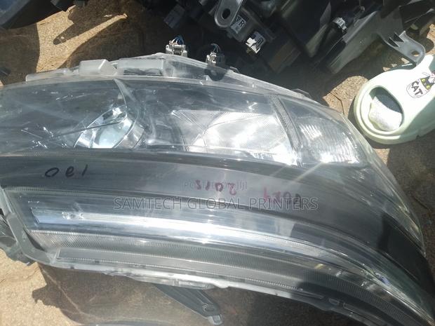 Top Tier Resolution Voxy 2015 Headlight Available