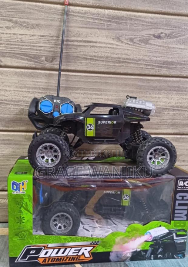 *4 Wheel Remote Control Truck* - main view