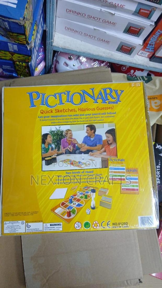 Pictionary (Family Edition) Board Game - thumbnail 3