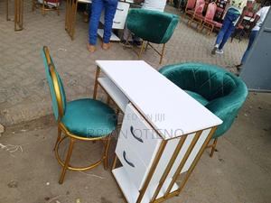 Portable Nail Tables - thumbnail 2