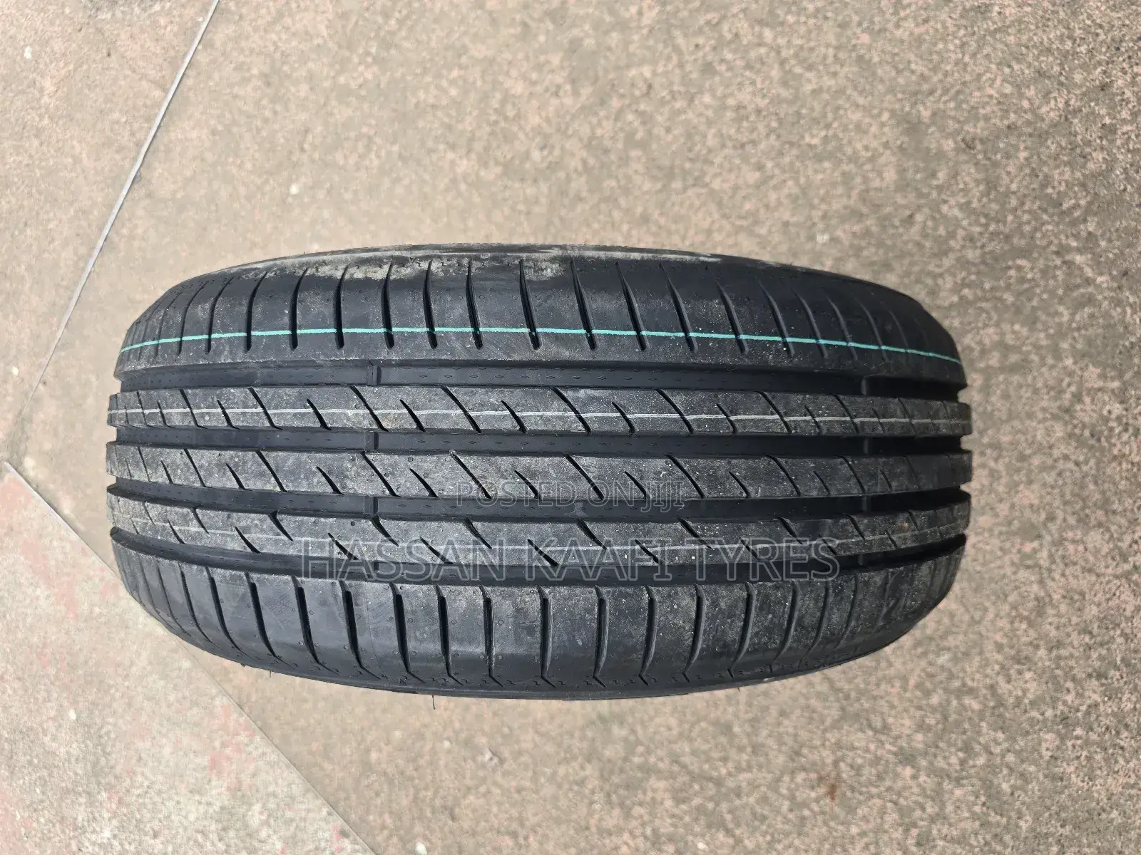 Maxtrek  215/55r16