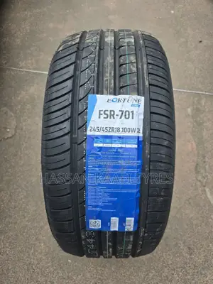 245/45r18 Fortune Tyre