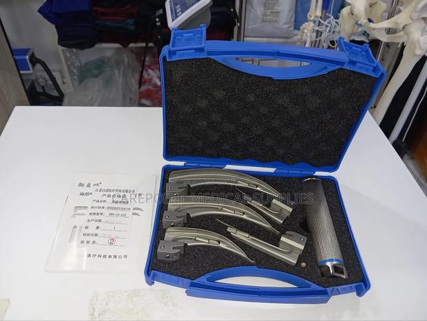 5 Blade Laryngoscope