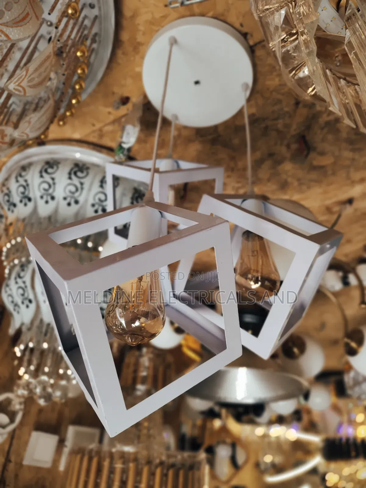 Hanging Light Cubic