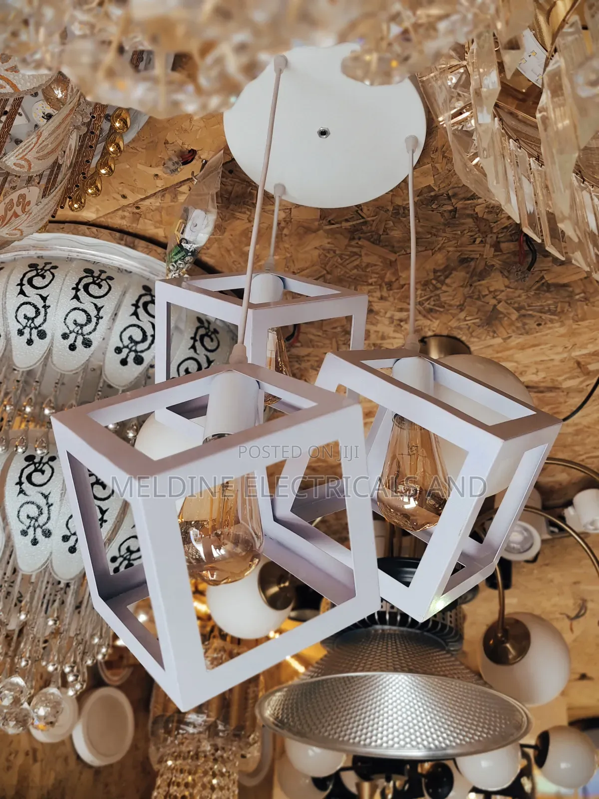 Hanging Light Cubic